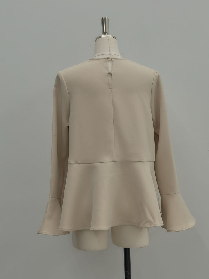 ラウンドネックベルスリーブペプラムブラウス