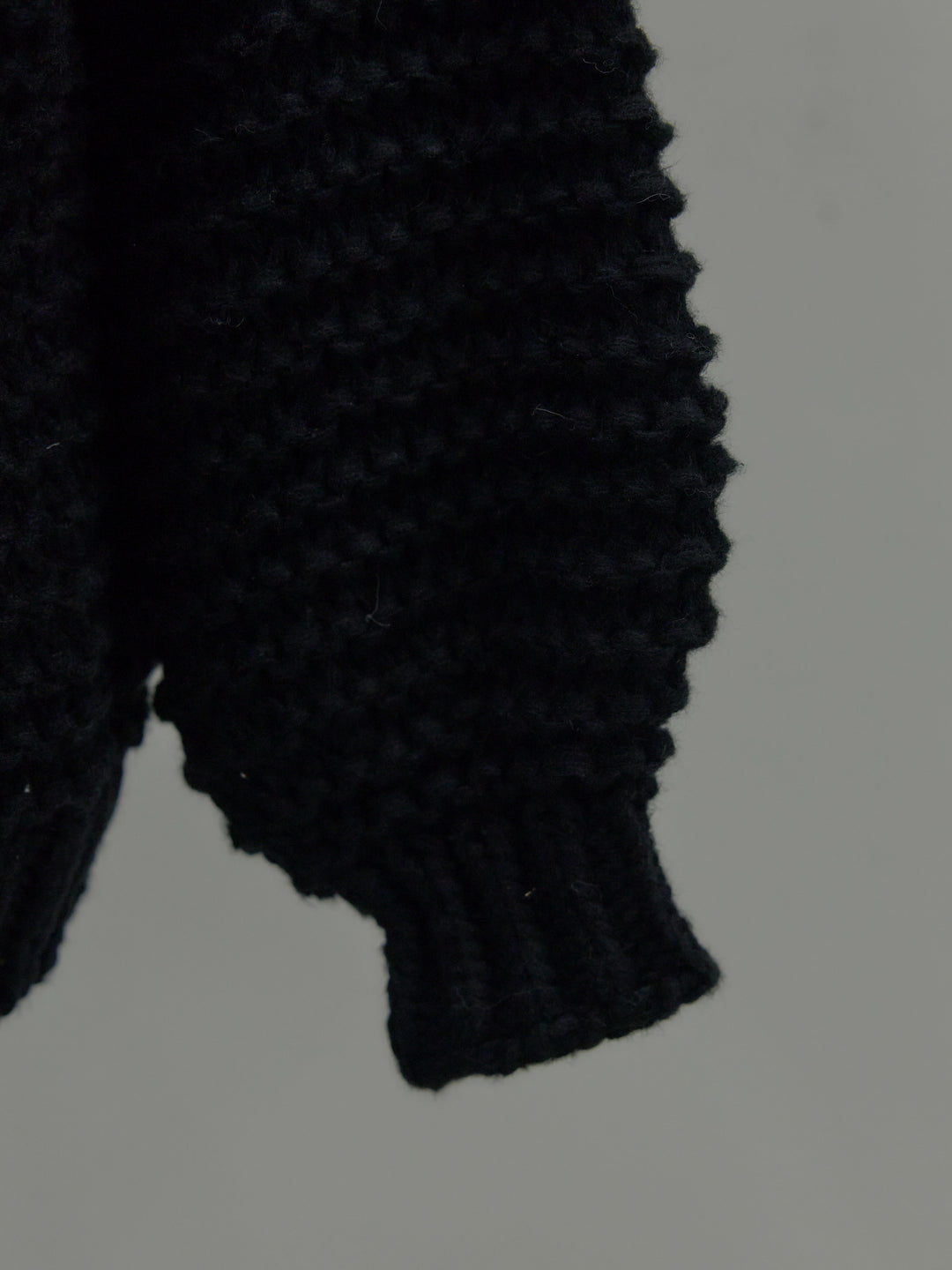 ローゲージ編みニットカーディガン