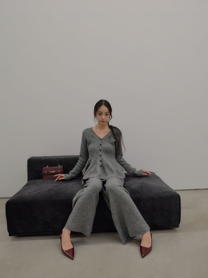 ペプラムニットトップス&パンツSET UP