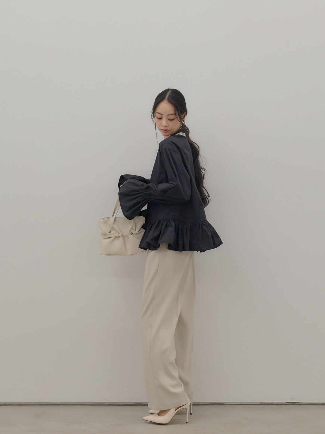 ハイウエストセンタープレスワイドパンツ