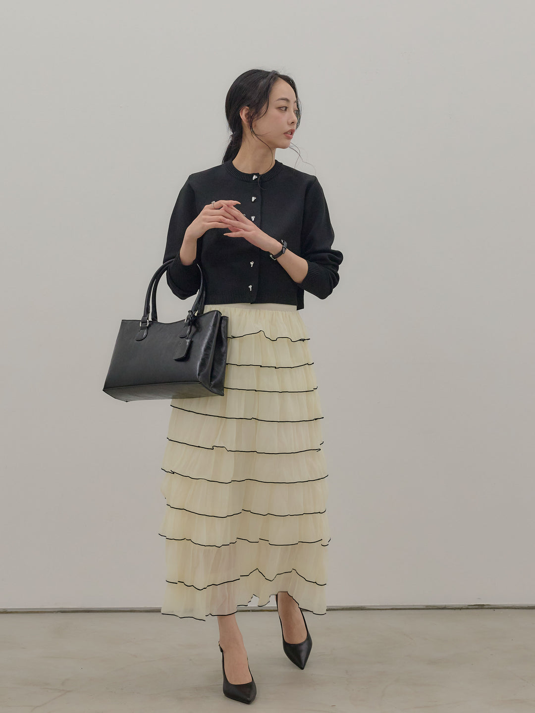 【SET】シルバーボタンコンパクトニットカーディガン+バイカラーフリルチュールスカート(2set)