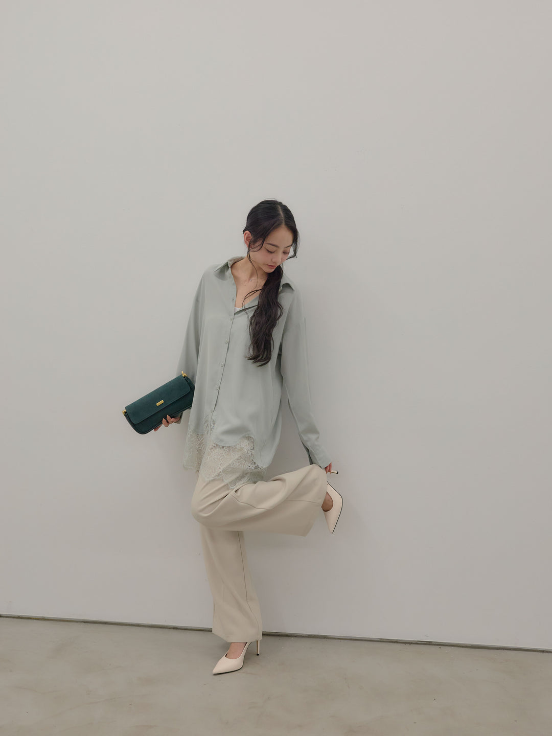 ハイウエストセンタープレスワイドパンツ