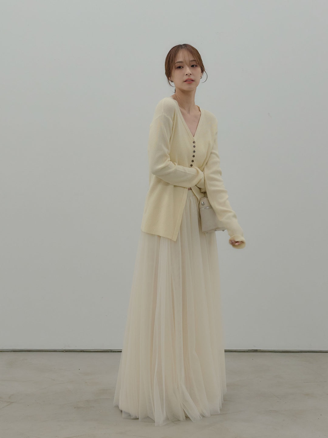 ソフトタッチVネックカーディガン