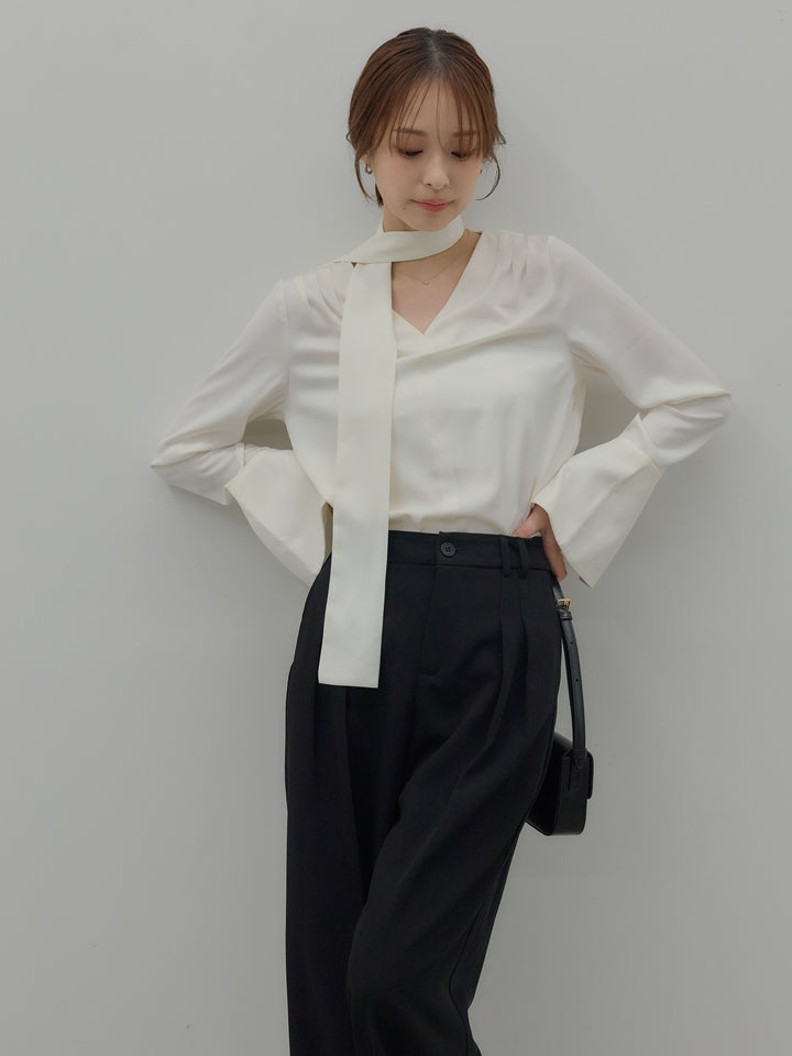 【SET】【Essential】2wayタイ付きベルスリーブサテンブラウス+ハイウエストセンタープレスワイドパンツ(2set)