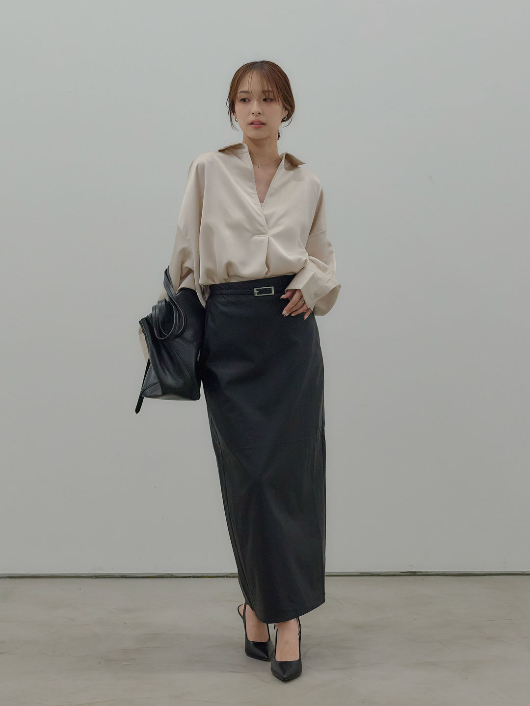 フェイクレザーナロースカート