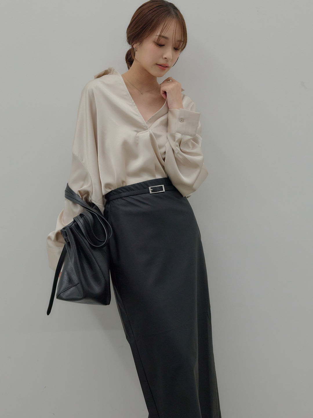 フェイクレザーナロースカート