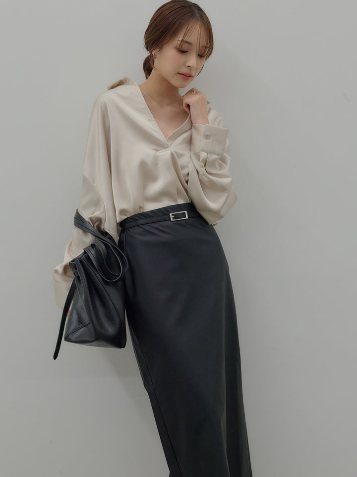 フェイクレザーナロースカート