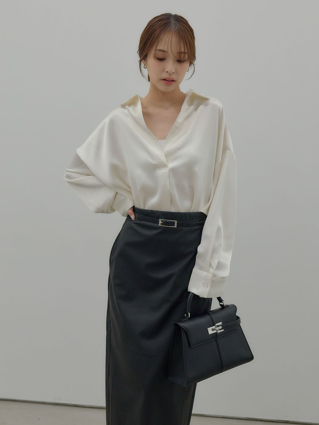 フェイクレザーナロースカート