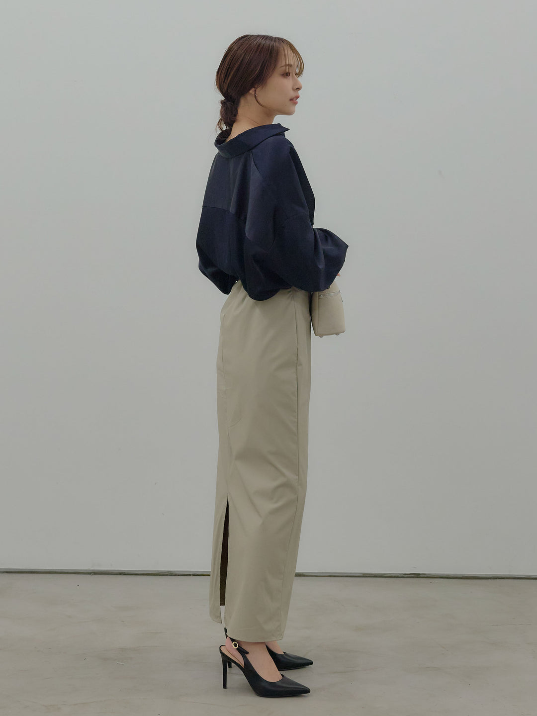 フェイクレザーナロースカート