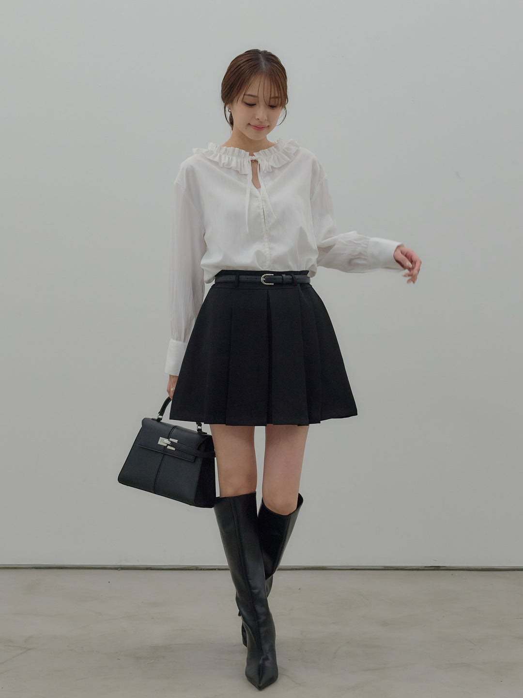 【SET】フリルネックリボンブラウス+ベルト付きプリーツミニスカート(2set)