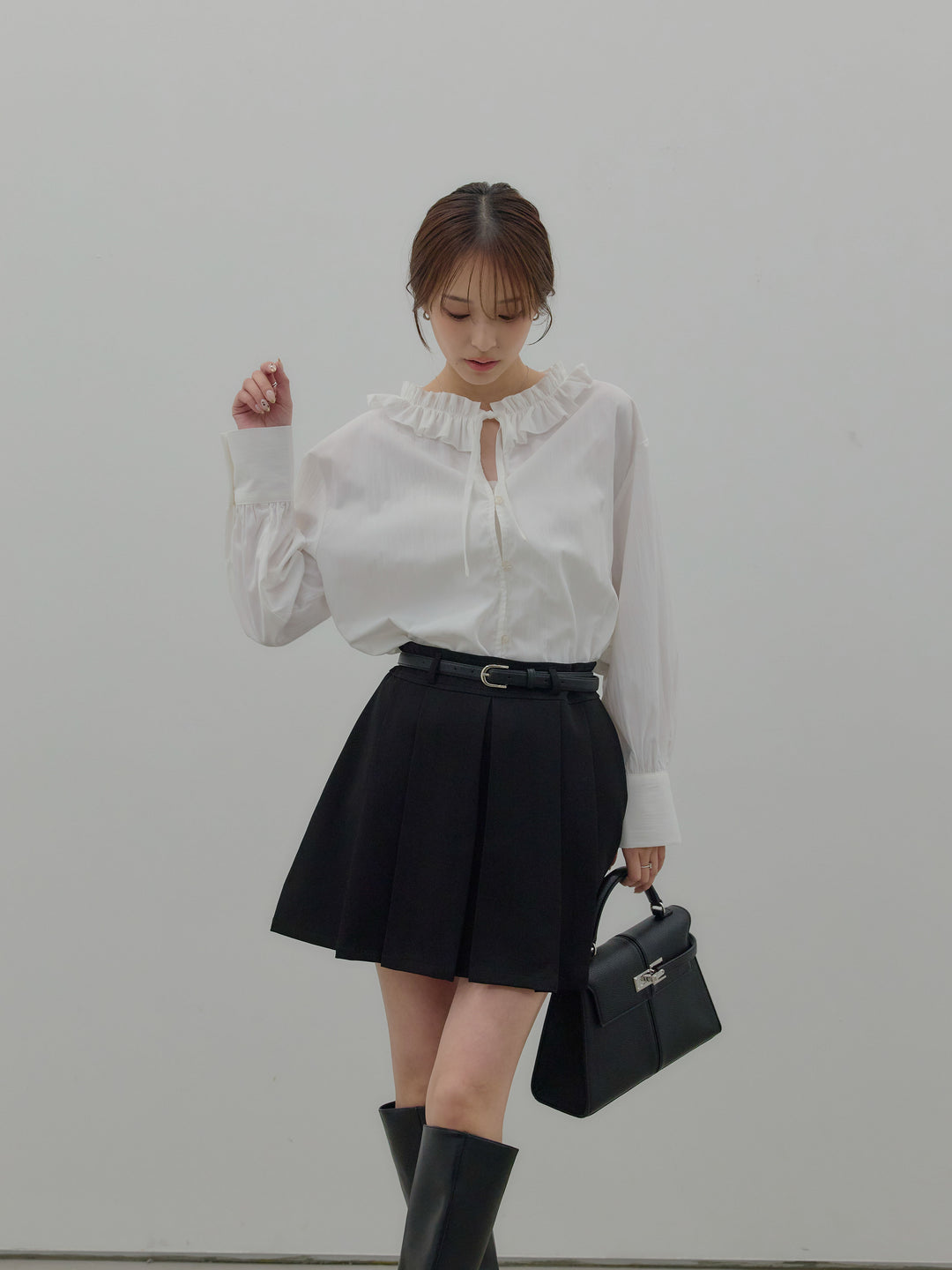 【SET】フリルネックリボンブラウス+ベルト付きプリーツミニスカート(2set)