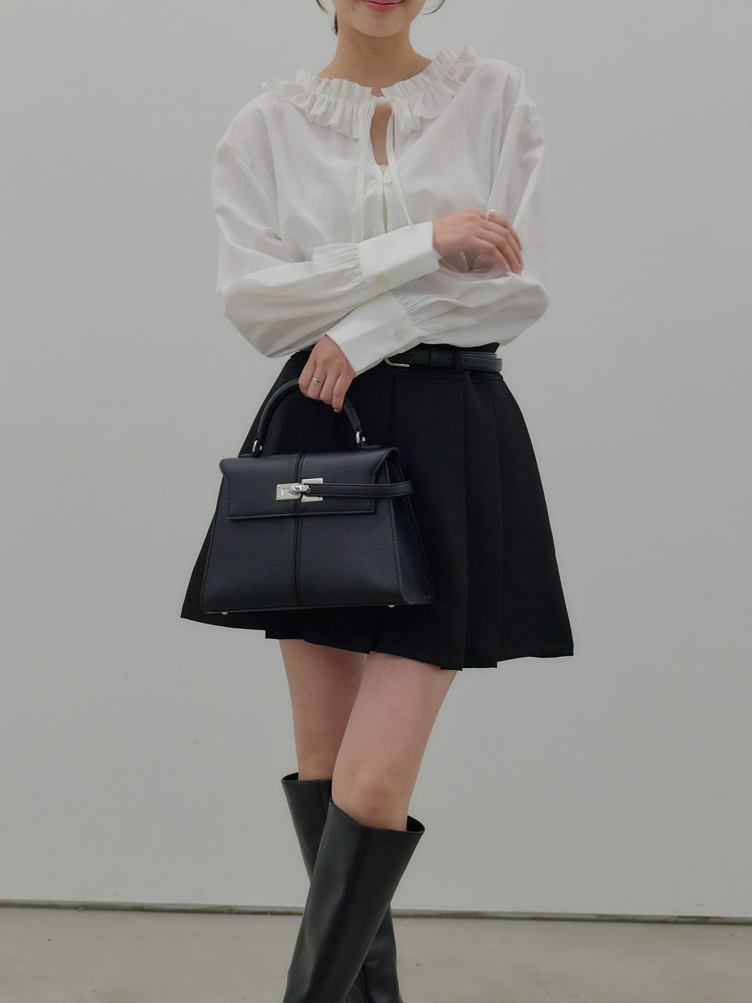 【SET】フリルネックリボンブラウス+ベルト付きプリーツミニスカート(2set)