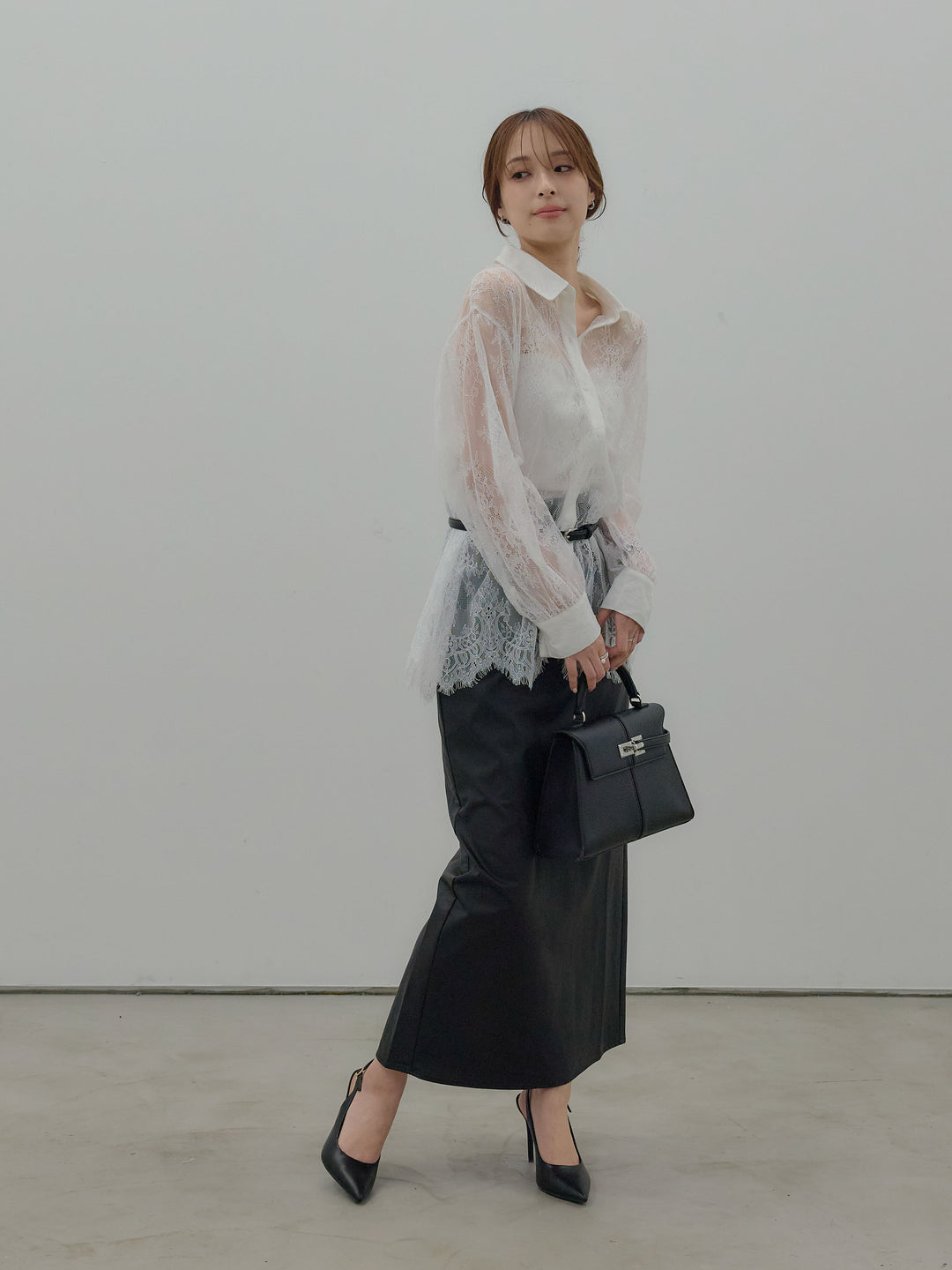 フェイクレザーナロースカート