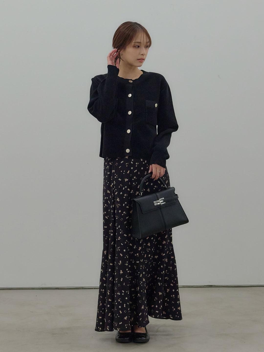 【SET】ゴールドボタンモールニットカーディガン+フラワーパターンマーメイドフレアスカート(2set)