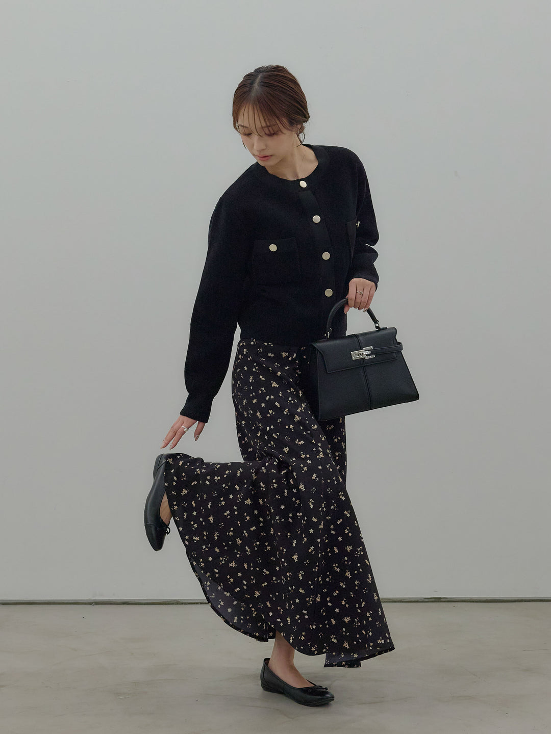 【SET】ゴールドボタンモールニットカーディガン+フラワーパターンマーメイドフレアスカート(2set)