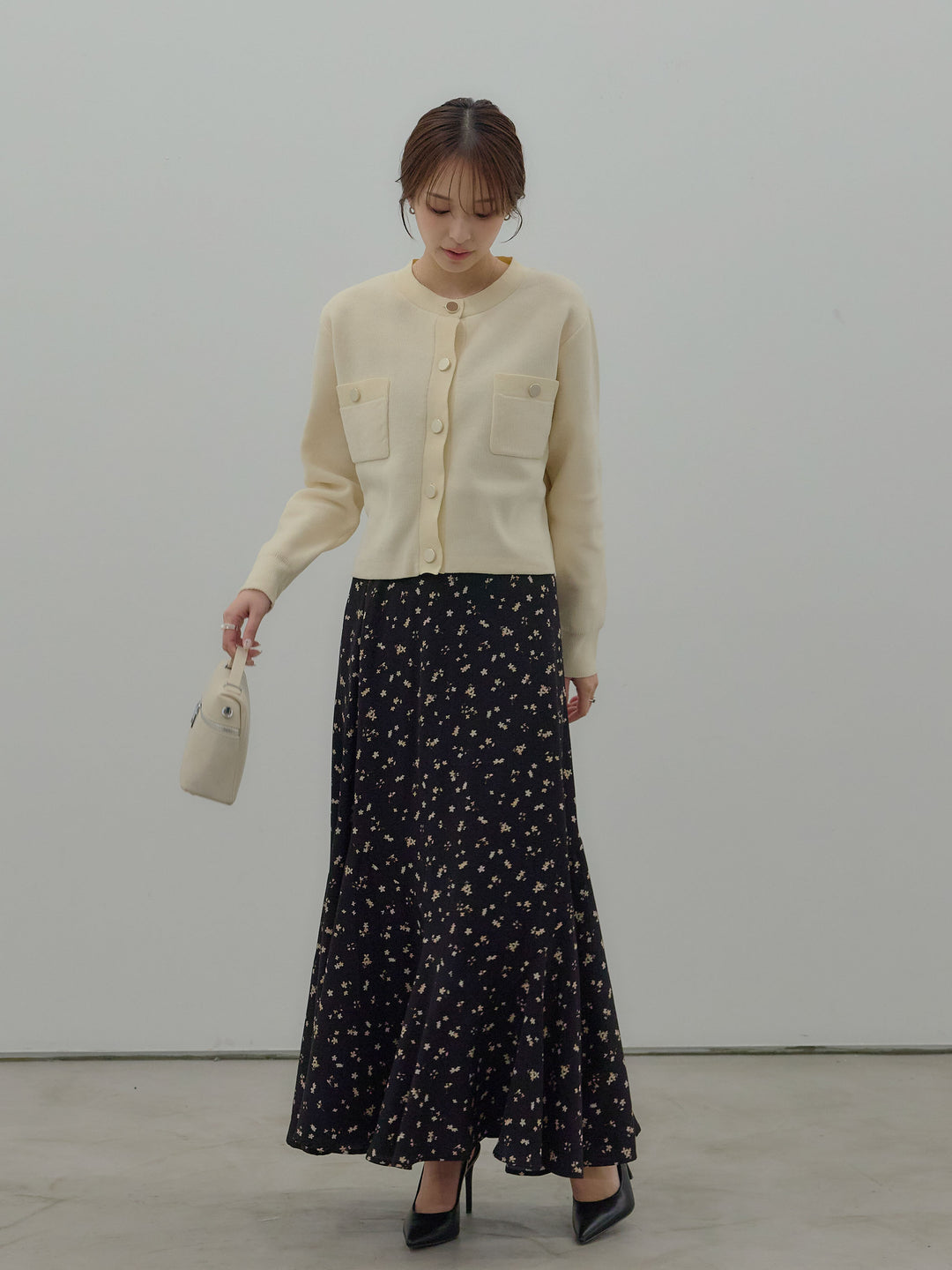 ゴールドボタンモールニットカーディガン