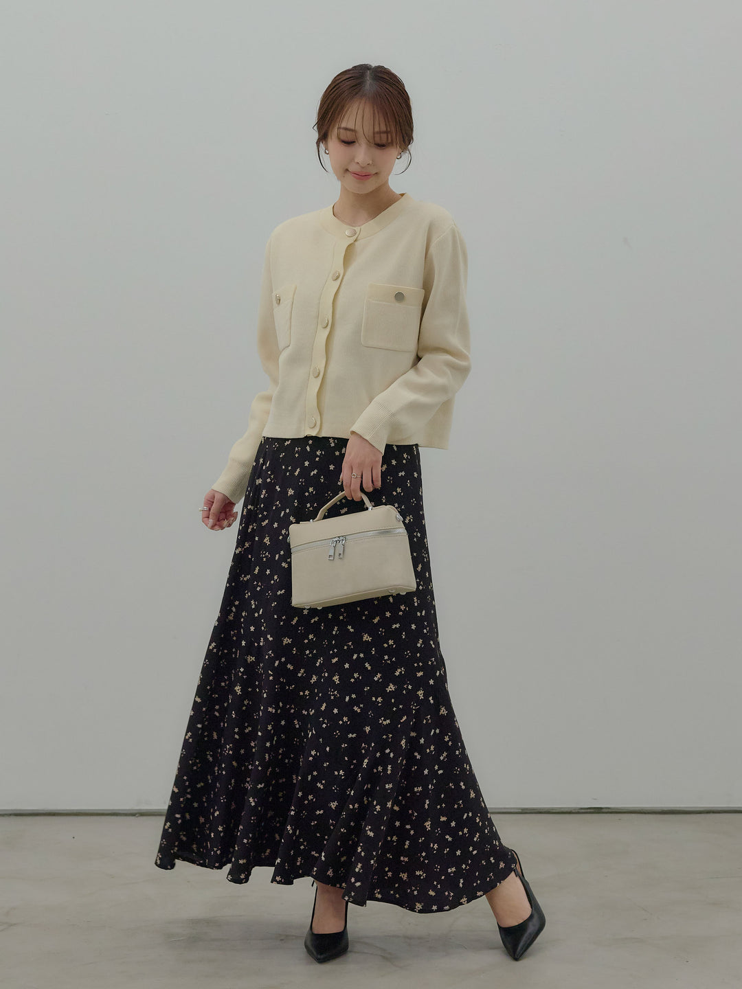 ゴールドボタンモールニットカーディガン