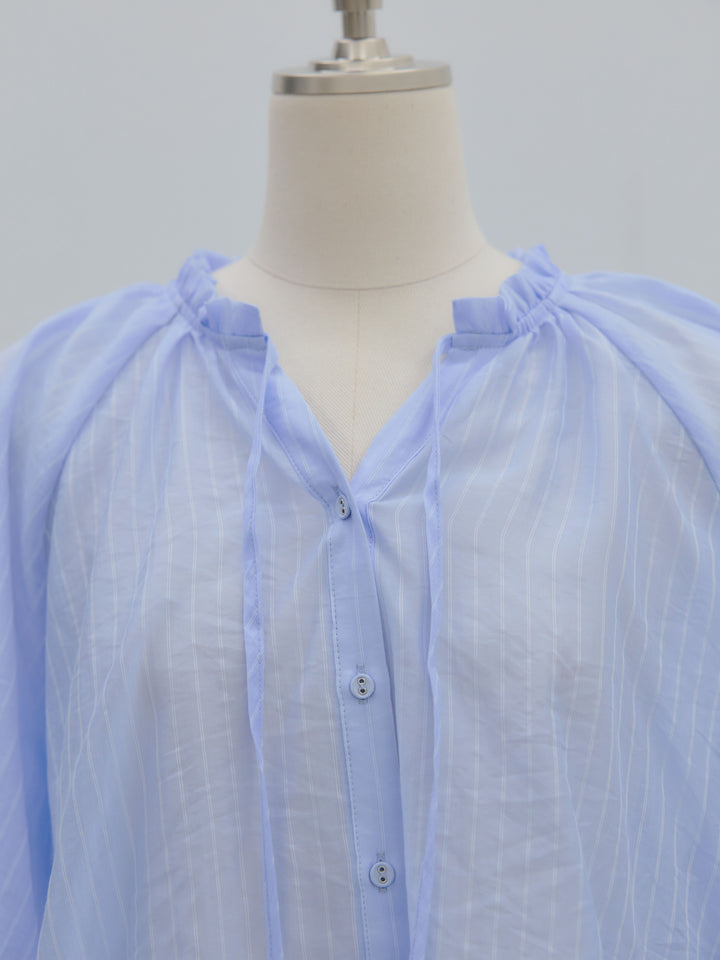 シアーピンストライプギャザーブラウス