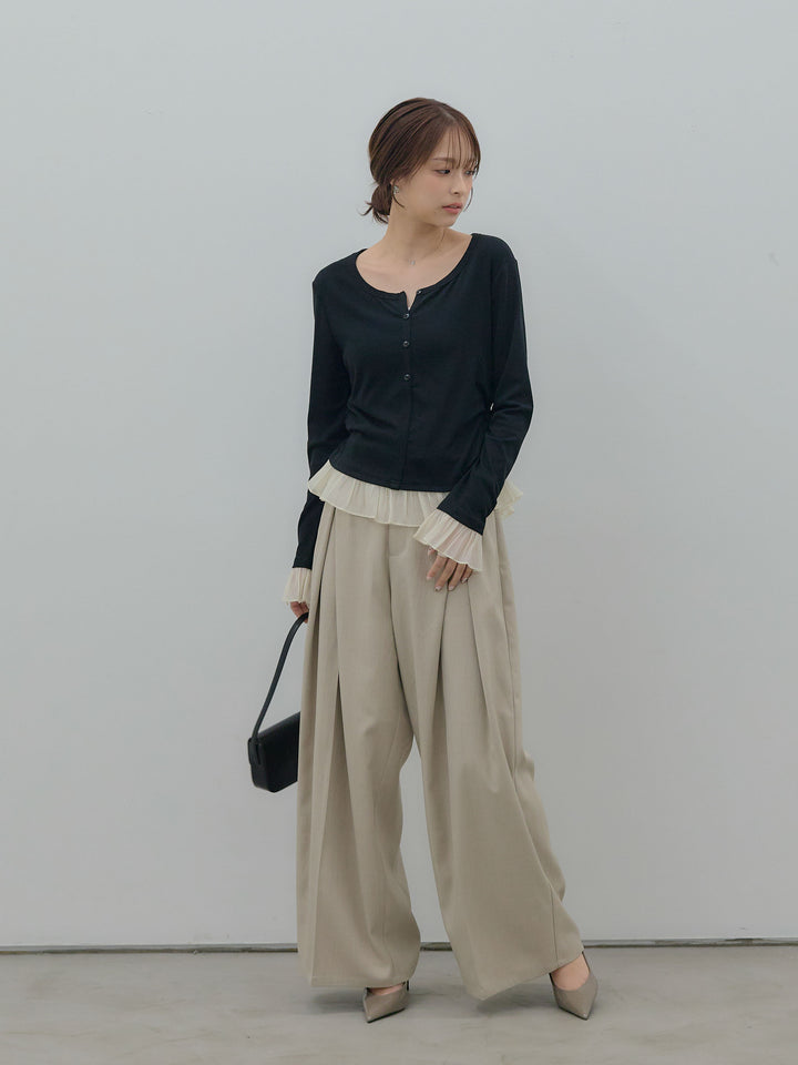 裾フリルヘンリーネックカットソー