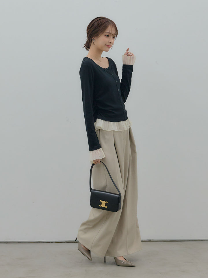 裾フリルヘンリーネックカットソー