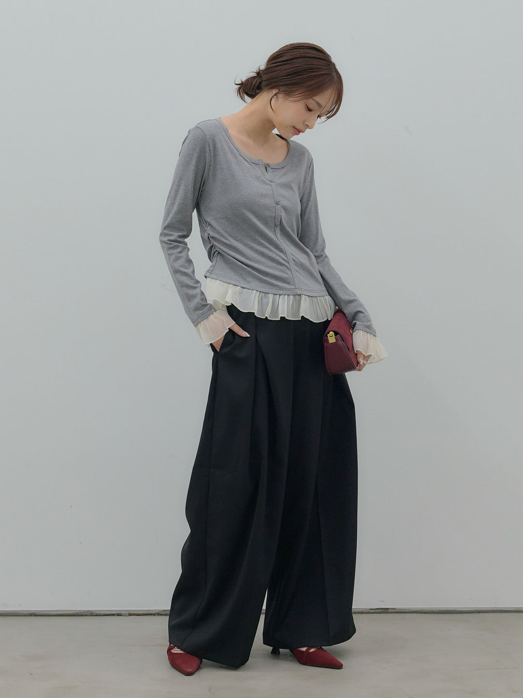 【SET】裾フリルヘンリーネックカットソー+フロントタックツイルパンツ(2set)