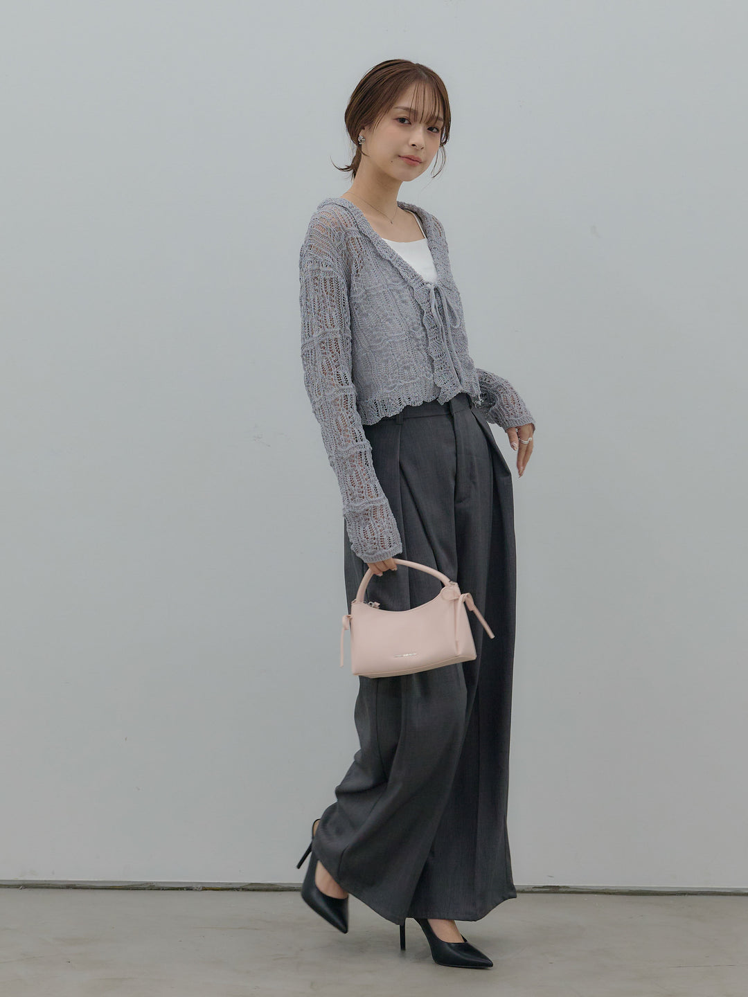 透かし編みフロントリボンカーディガン