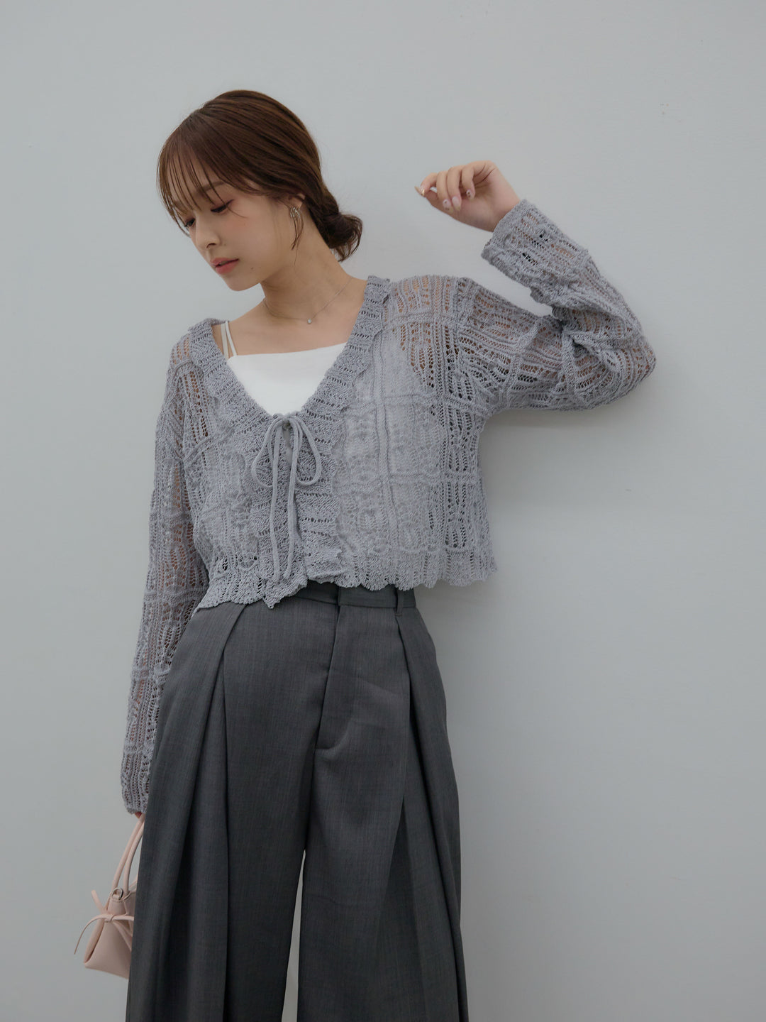 透かし編みフロントリボンカーディガン