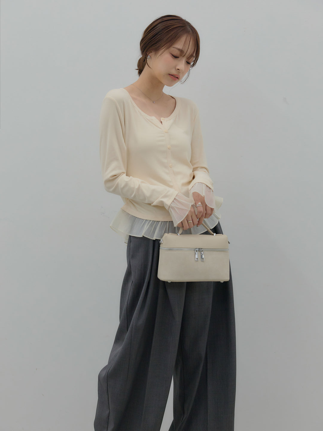 フロントタックツイルパンツ