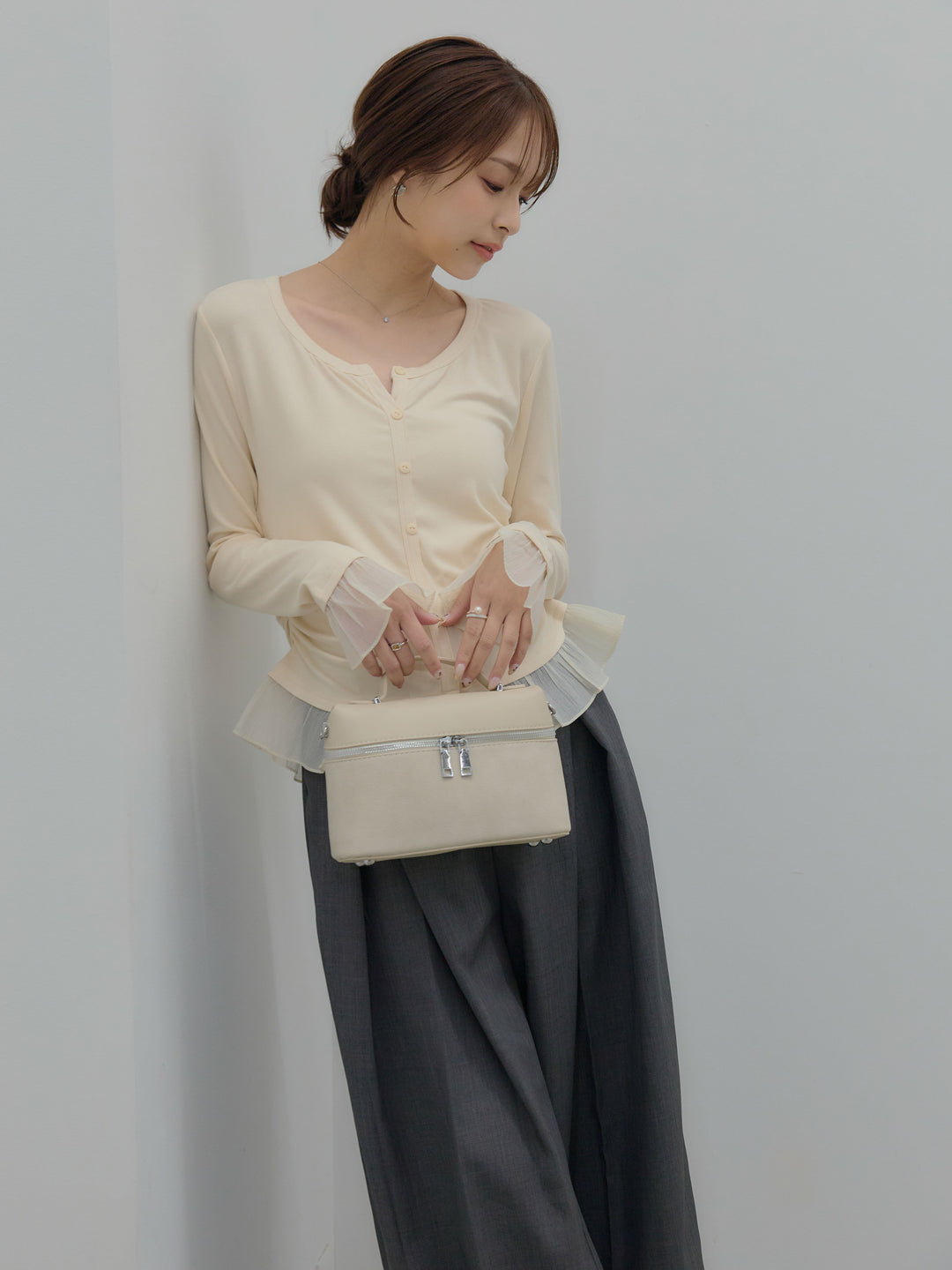 フロントタックツイルパンツ