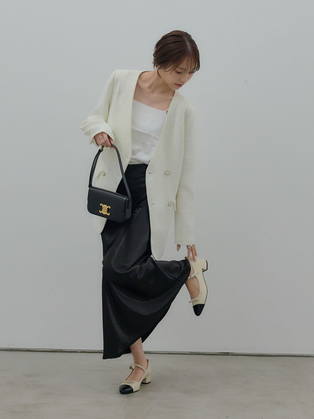 【Essential】ノーカラーツイードジャケット