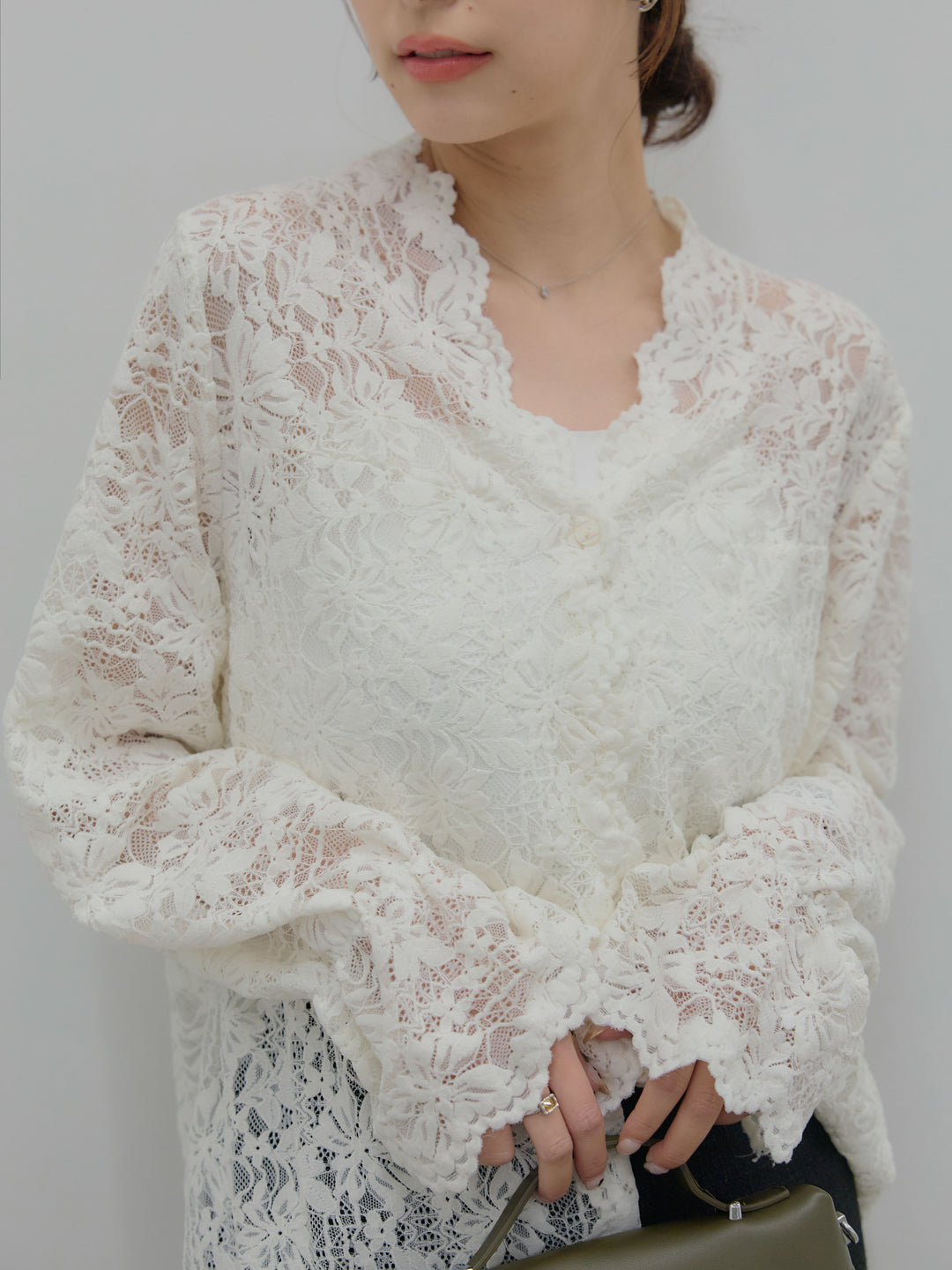 【SET】Vネック総レースブラウス+【Essential】ツイードミニスカート(2set)