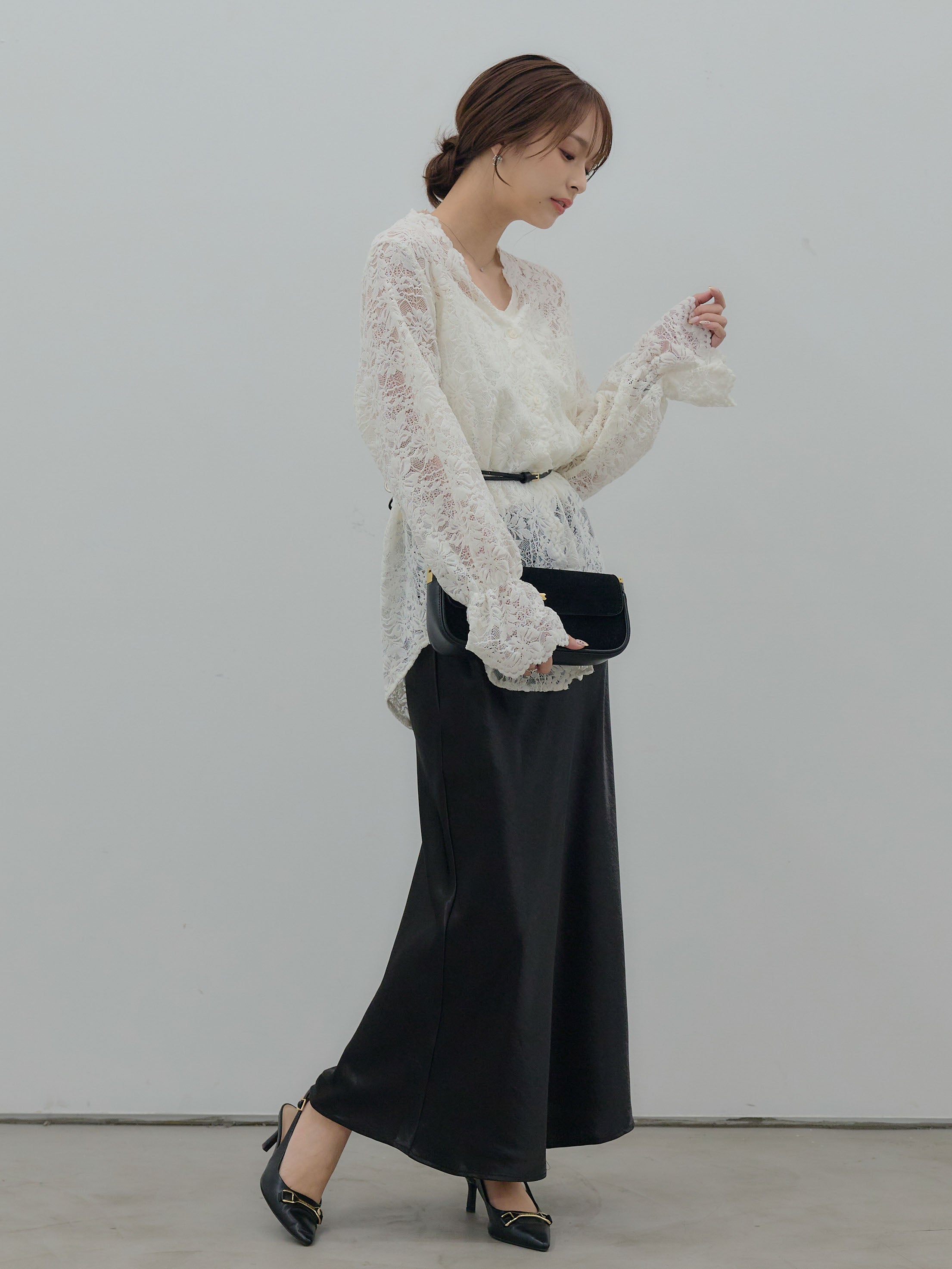 SET】Vネック総レースブラウス+リュクスAラインサテンスカート(2set