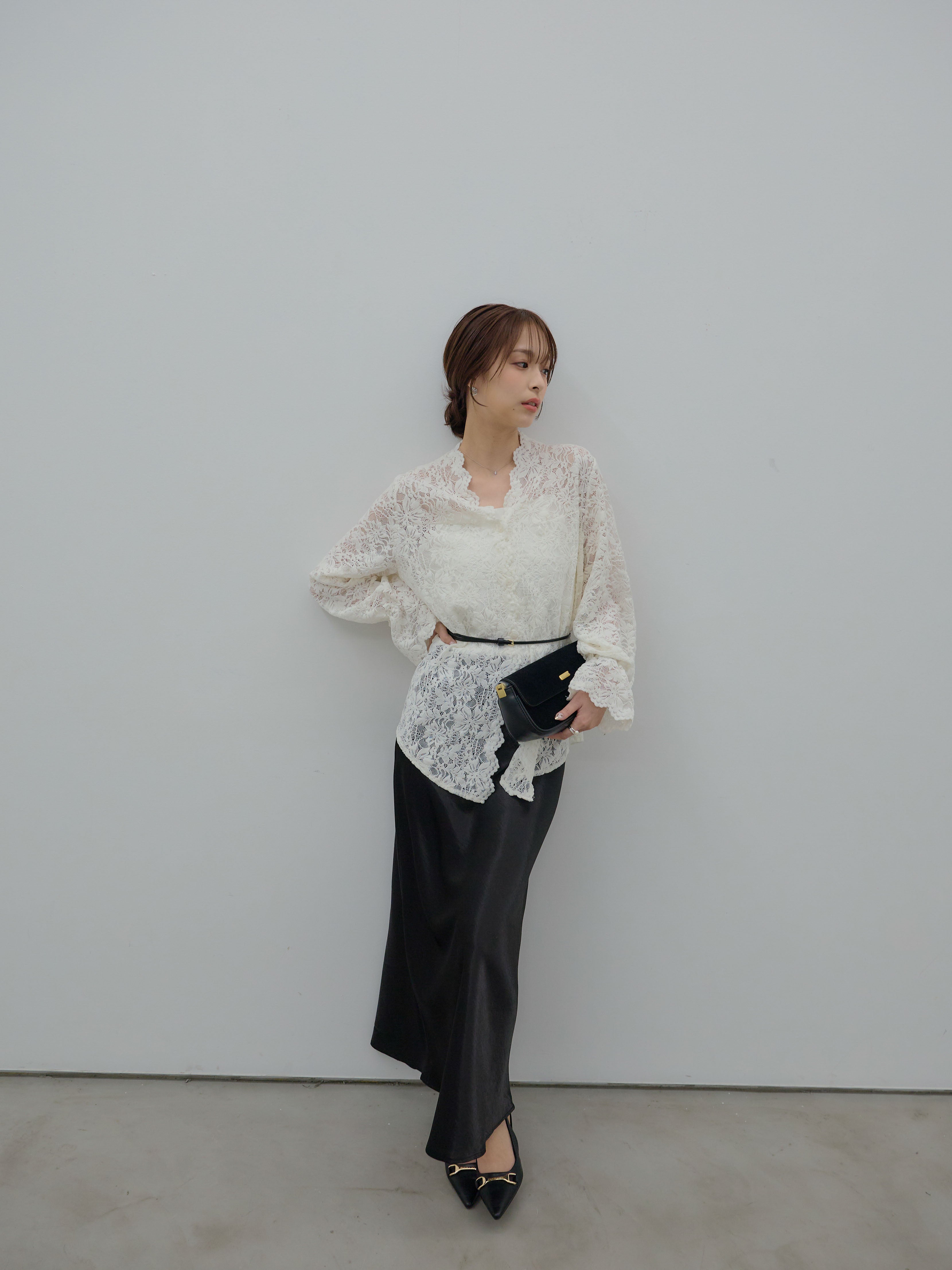 Vネック総レースブラウス – nairo