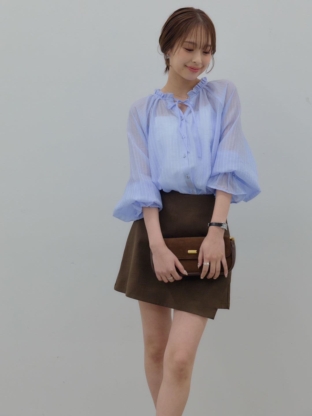 シアーピンストライプギャザーブラウス