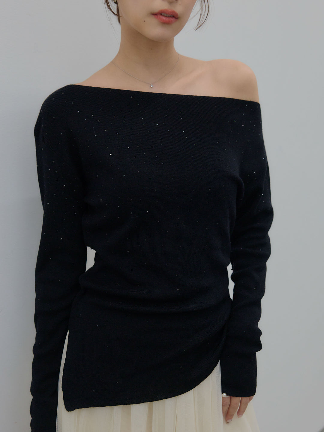 【SET】グリッターサイドスリットワンショルダーニットトップス+ボリュームチュールスカート(2set)