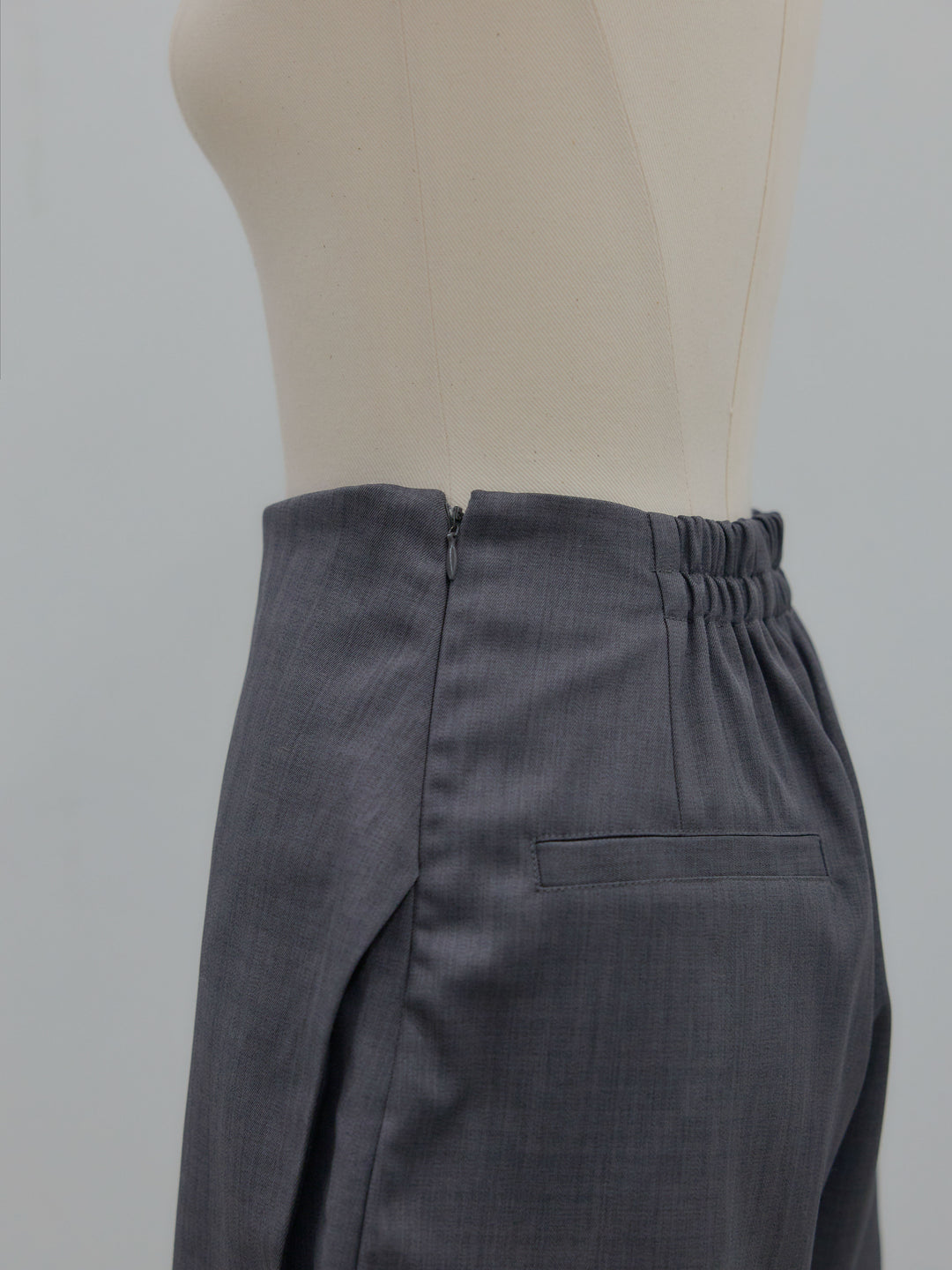 ツイルミニスコート