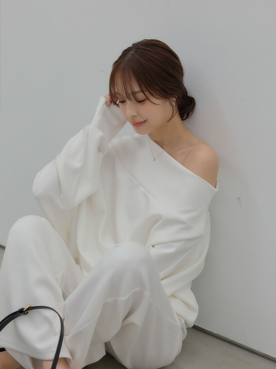 【SET】ワンショルダールーズスムーストップス+ハイウエストスムースパンツ(2set)