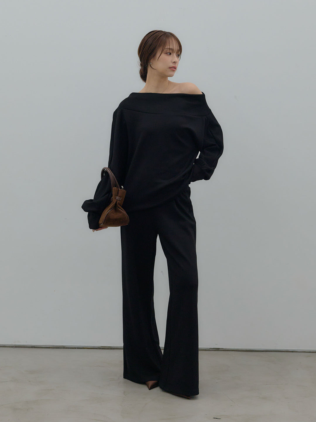 ワンショルダールーズスムーストップス