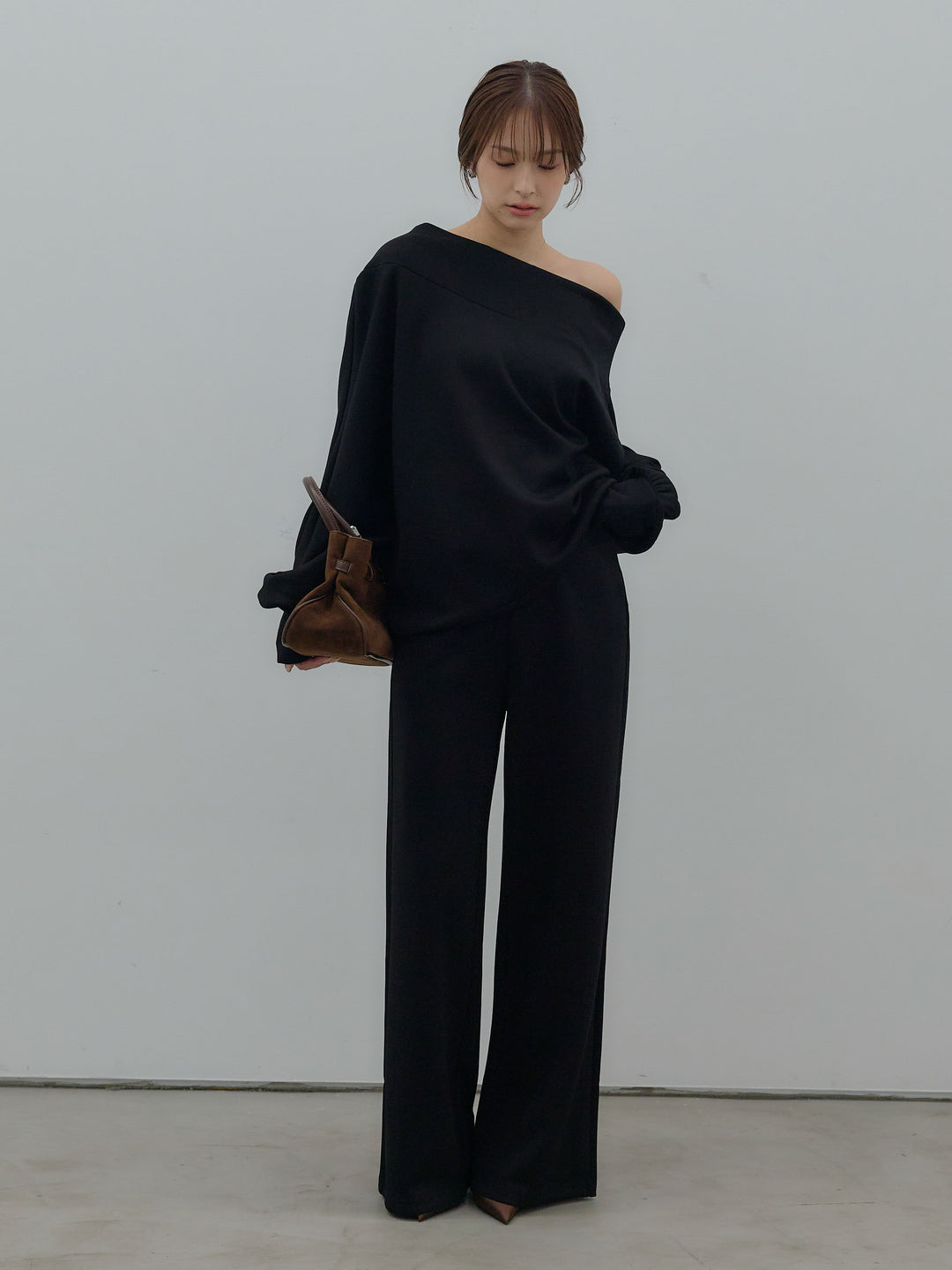 ワンショルダールーズスムーストップス