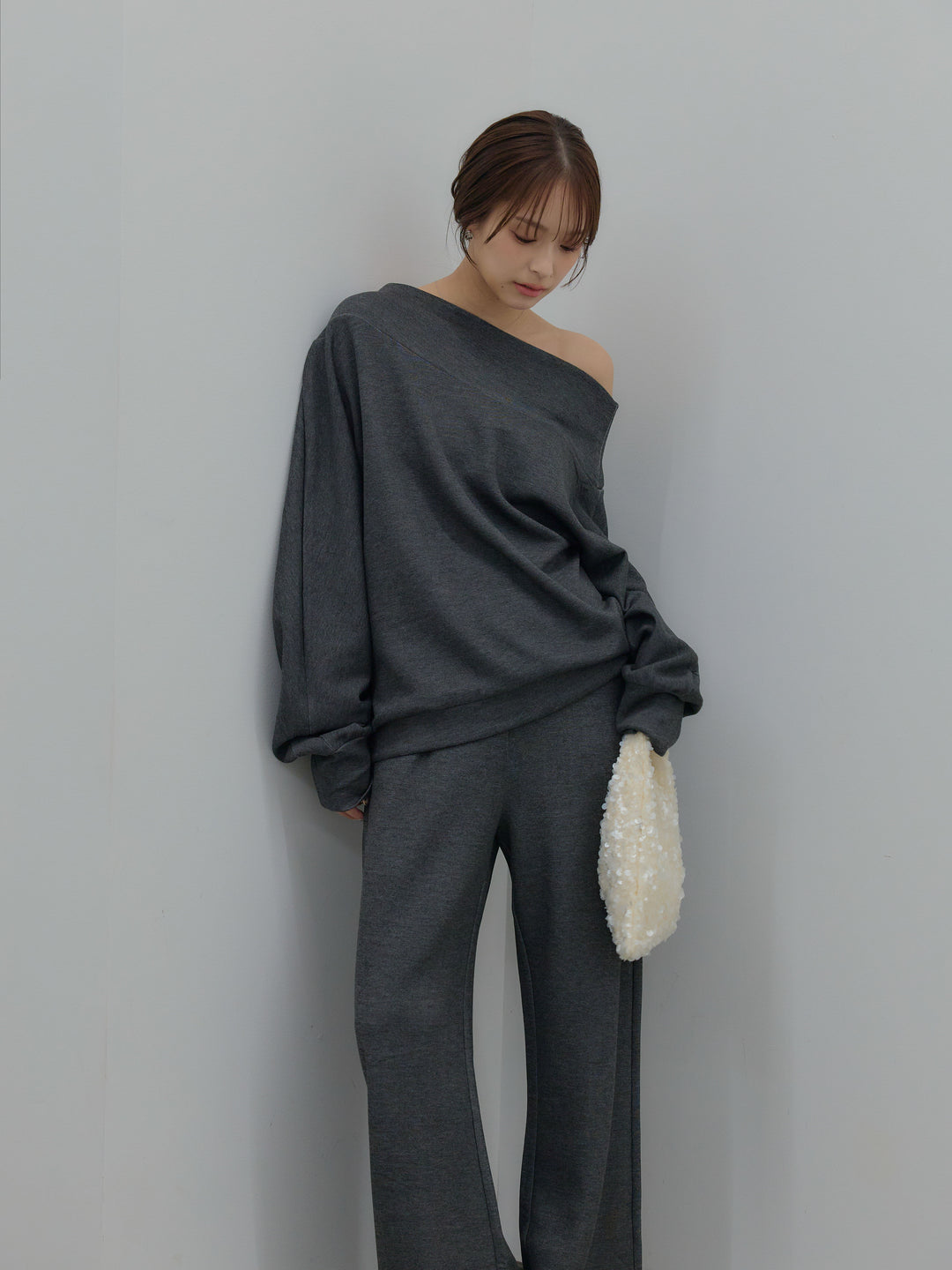 ワンショルダールーズスムーストップス