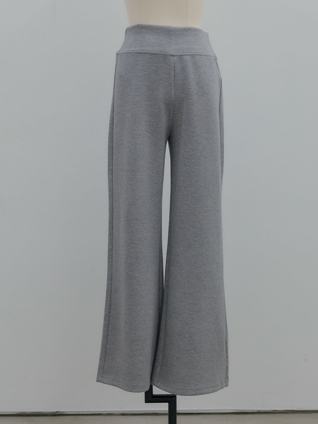 ハイウエストスムースパンツ