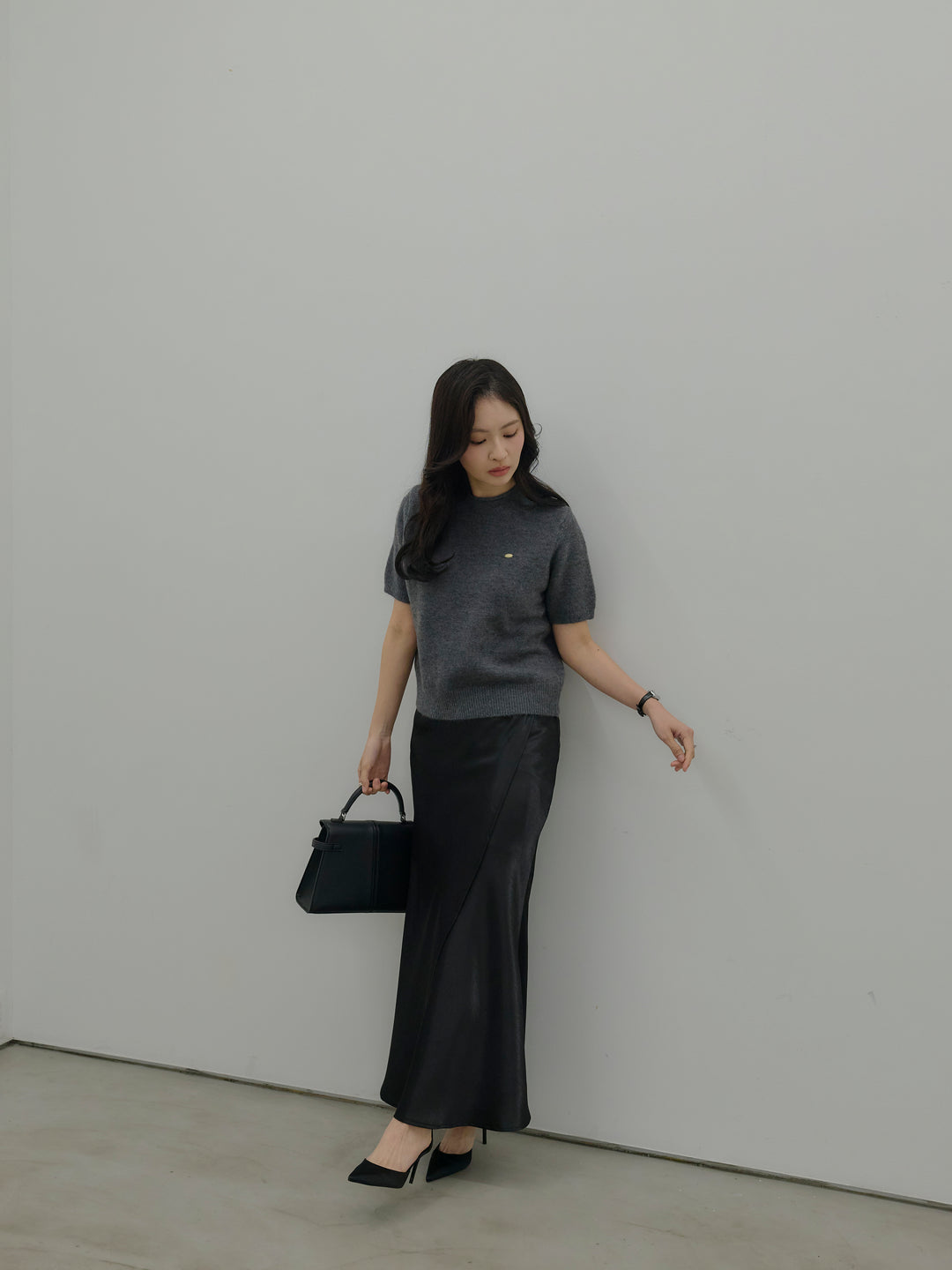 【SET】GOLD PLATE起毛ハーフニットトップス+【Essential】Wrap design satin mermaid skirt(2set)