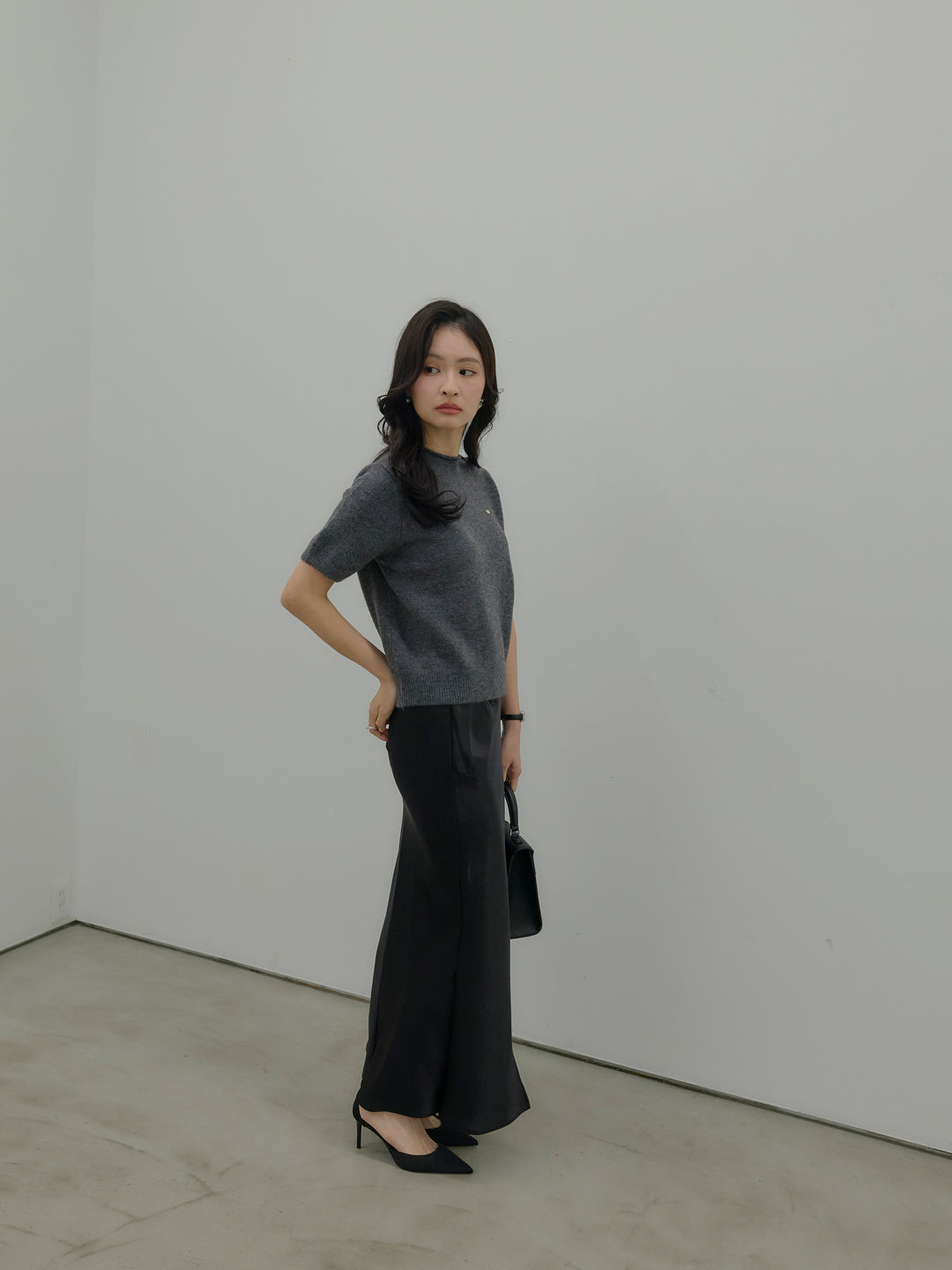 【SET】GOLD PLATE起毛ハーフニットトップス+【Essential】Wrap design satin mermaid skirt(2set)