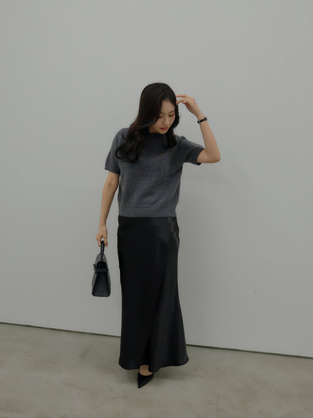 【Essential】Wrap design satin mermaid skirt