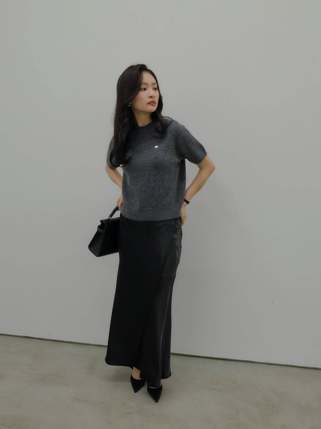 【SET】GOLD PLATE起毛ハーフニットトップス+【Essential】Wrap design satin mermaid skirt(2set)