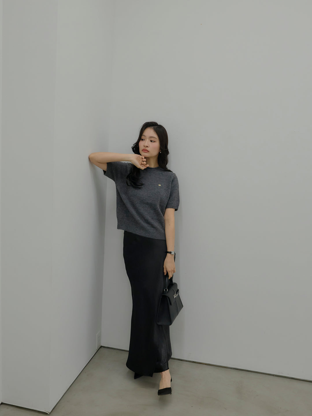 【SET】GOLD PLATE起毛ハーフニットトップス+【Essential】Wrap design satin mermaid skirt(2set)