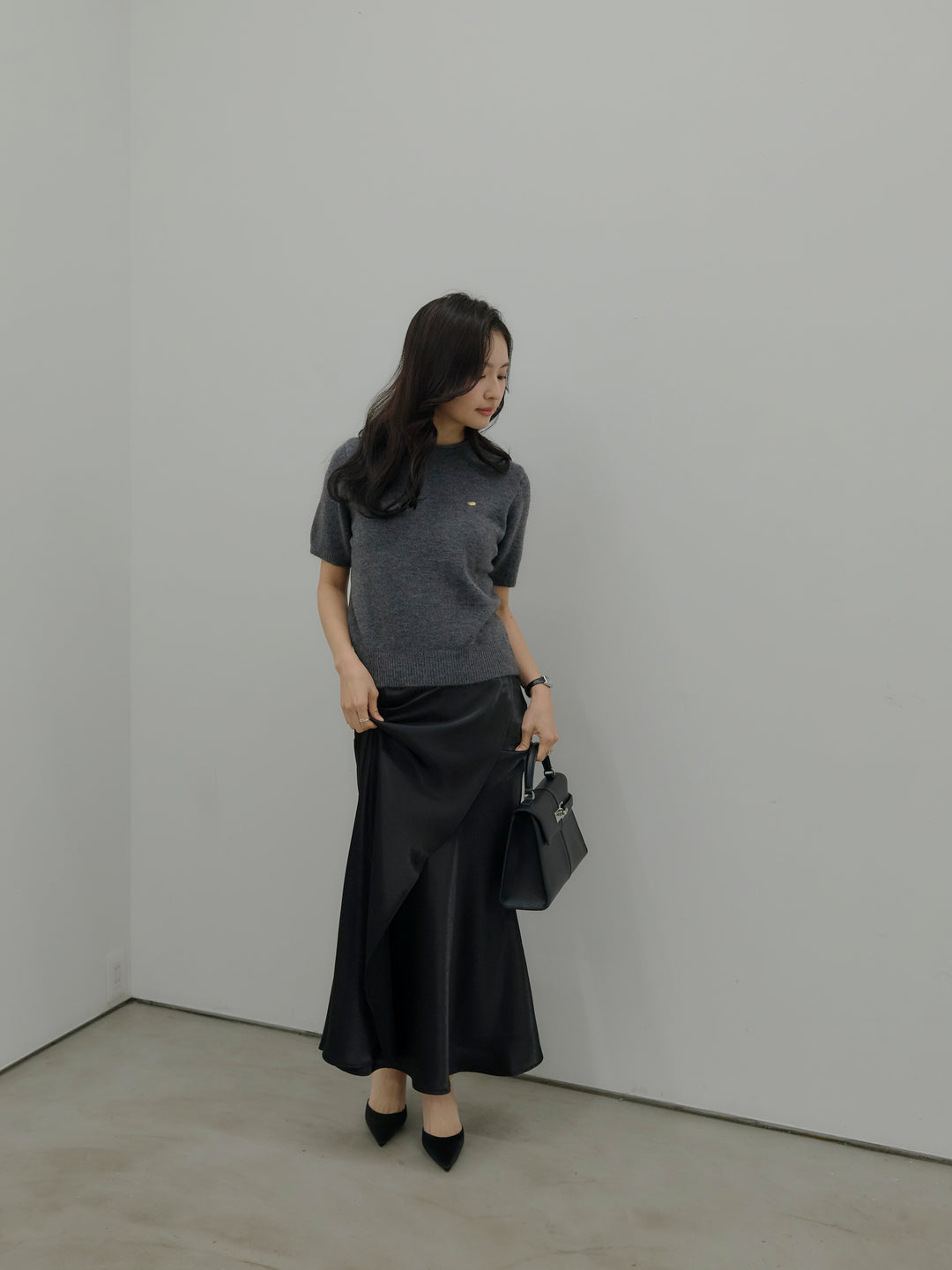 【SET】GOLD PLATE起毛ハーフニットトップス+【Essential】Wrap design satin mermaid skirt(2set)