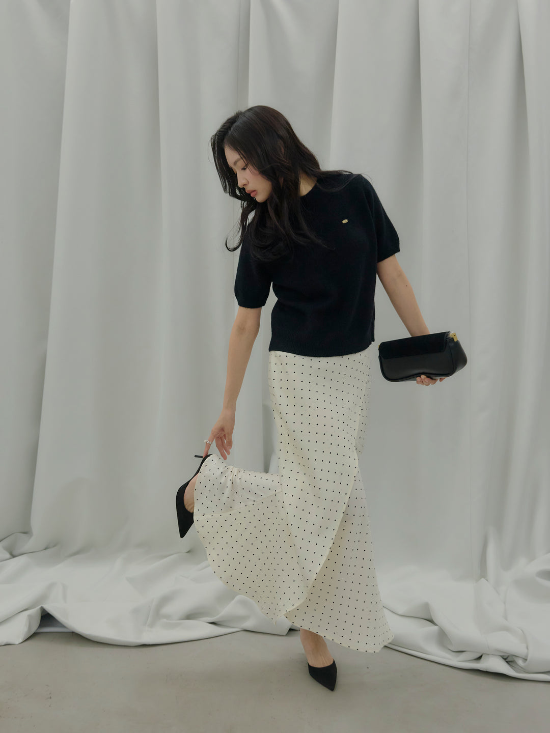 【Essential】Wrap design satin mermaid skirt