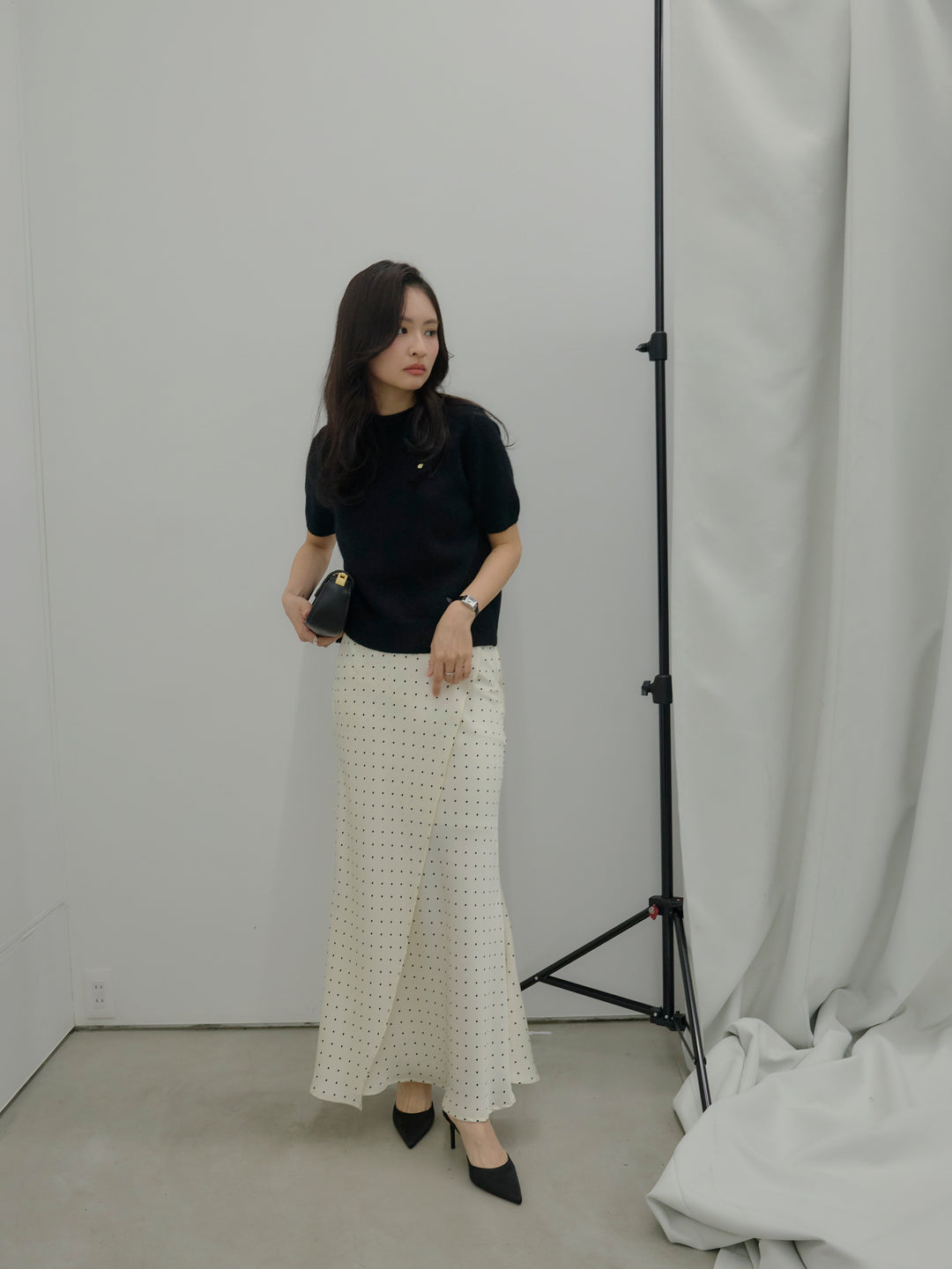 【Essential】Wrap design satin mermaid skirt