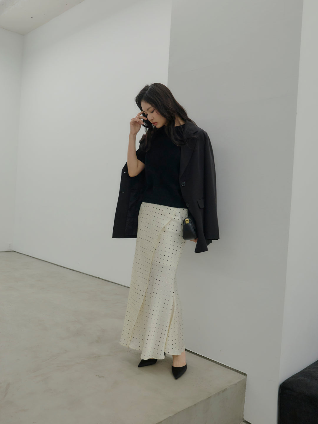 【Essential】Wrap design satin mermaid skirt